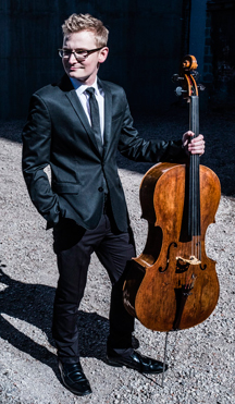 Alexander Hersh, Cello - Photo by Dario Acosta