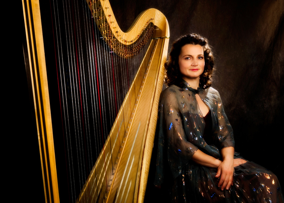 Alice Giles, Harpist
